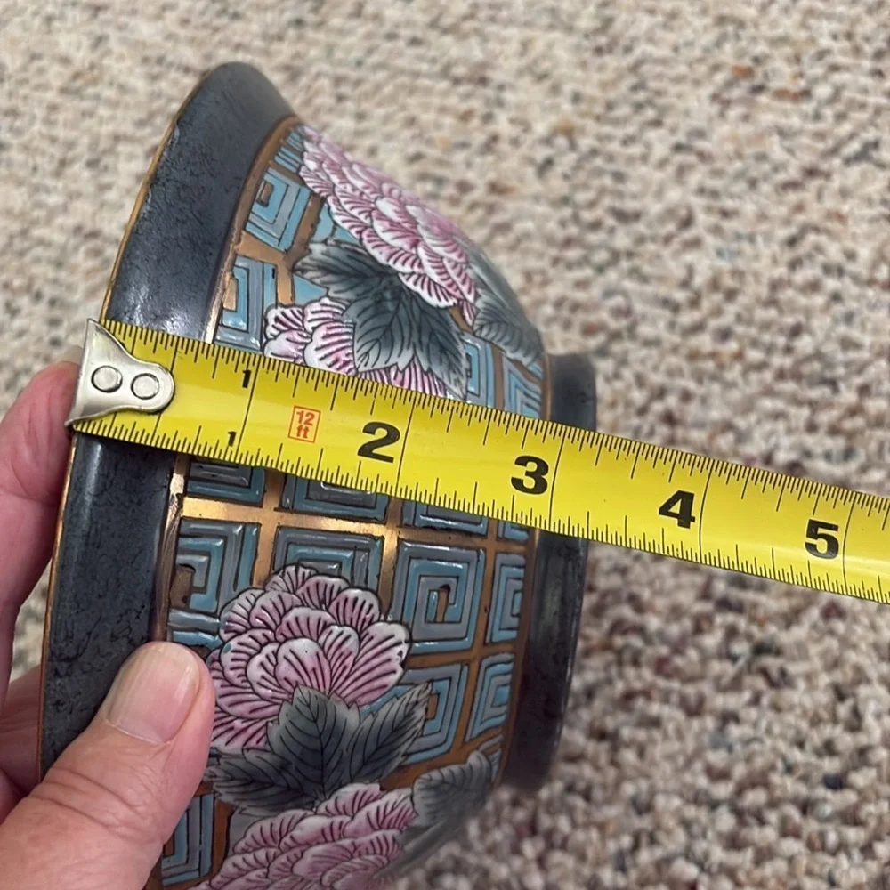 Vintage Asian Inspired Decorative Floral Bowl with Gold Accents